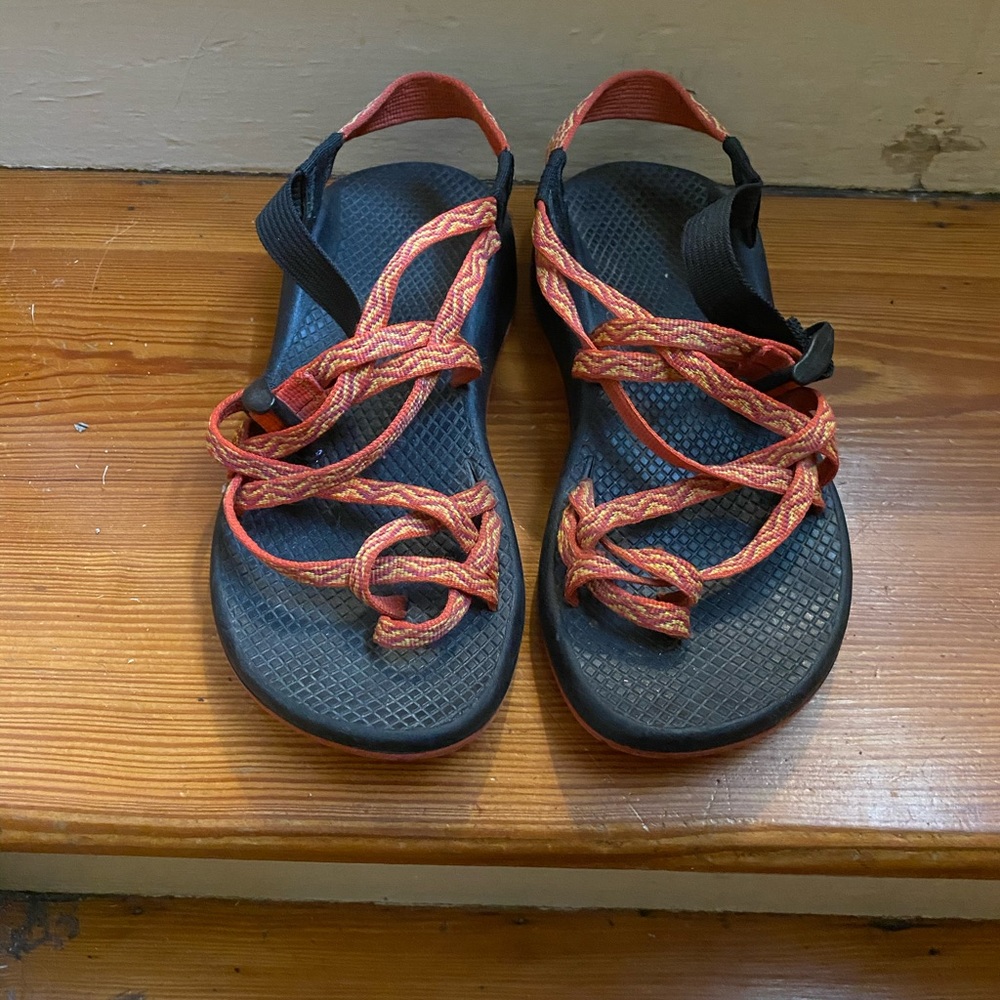 Chaco’s multicolored size 7